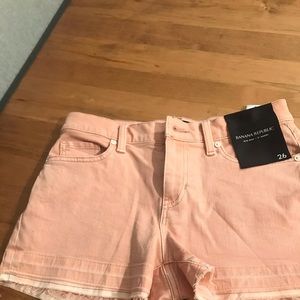Banana Republic Shorts, size 2. NWt